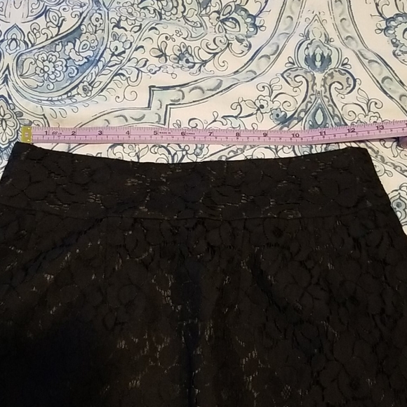 Vintage Lace Skirt - Picture 4 of 5